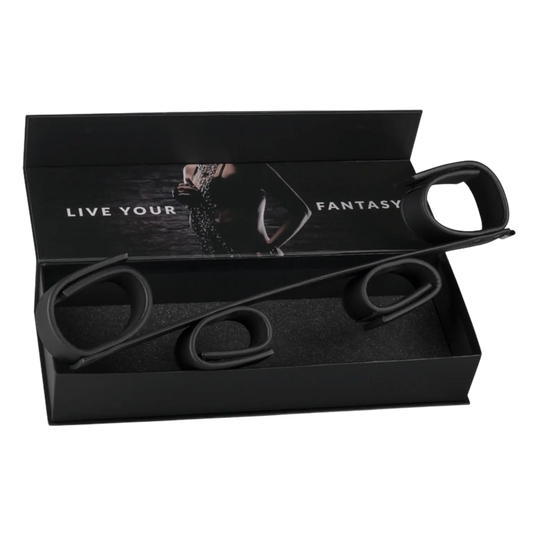 Barre d’écartement Easytoys Fetish Collection, finition cuir synthétique et rivets – Oh My God’Z