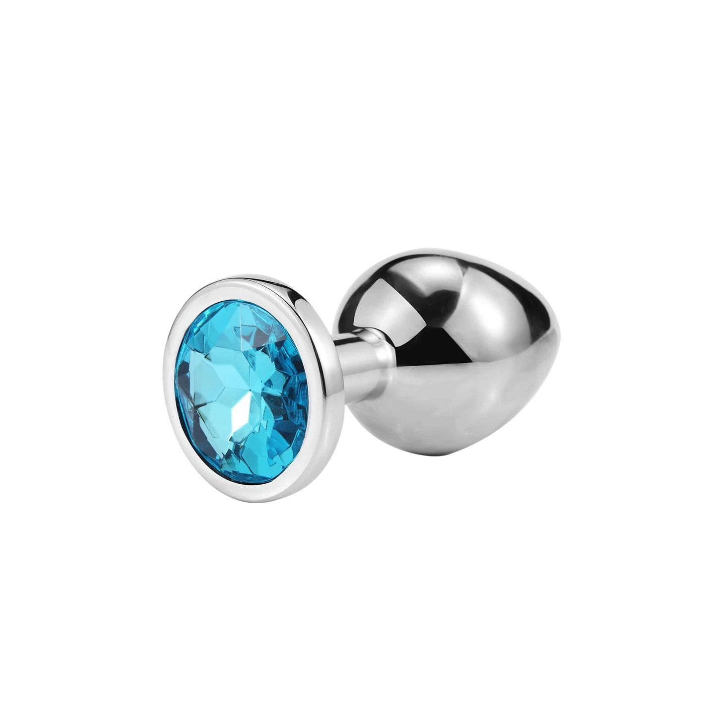 Gros plan du plug anal bijou Helira en aluminium chrome avec cristal bleu facette serti sur la base circulaire - Oh My God'Z