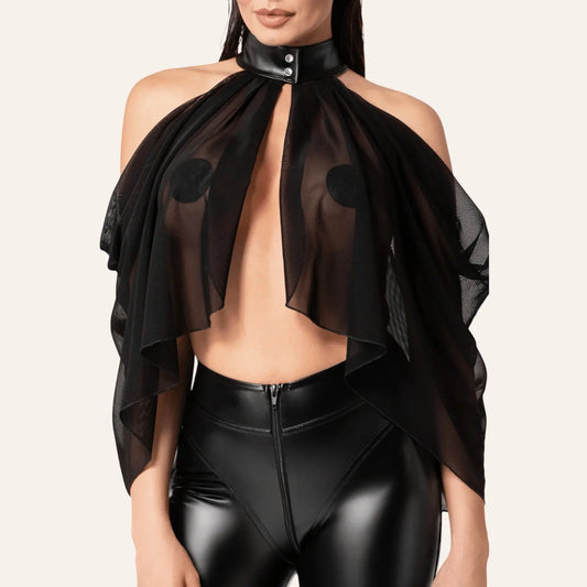 Zoom sur le col en vinyle noir brillant à bouton-pression du Bolero Opium F349 par Oh My God'Z, un accessoire de lingerie érotique haut de gamme, parfait pour accompagner des sextoys de luxe ou des ensembles bondage raffinés.