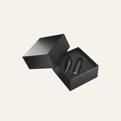 Coffret de luxe noir contenant le bullet télécommandé My Duke de la marque Black Empire, un sextoy haut de gamme proposé par la boutique Oh My God'Z, idéal pour une stimulation discrète et intense.