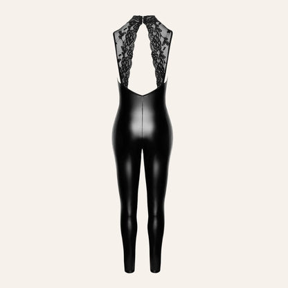 Vue produit de la combinaison Pandora F342 dos nu, en tissu wetlook noir et dentelle ajourée au dos. Une création sexy signée Pandora, disponible sur la boutique Oh My God'Z, pensée pour compléter les plaisirs intimes avec sextoys élégants et haut de gamme.