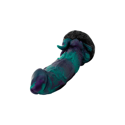 Admirez la finesse des détails du gode Dragonfly de Mythical Mates, un sextoy fantastique aux textures intenses pour une exploration sensorielle hors du commun. Disponible sur Oh My God'Z, votre référence en sextoys premium.