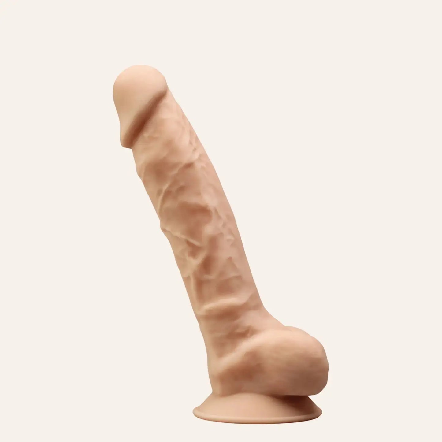Gode réaliste couleur chair SilexD The Original Model 1, doté d’une base ventouse, en silicone premium thermoréactif, disponible sur la boutique haut de gamme Oh My God'Z.