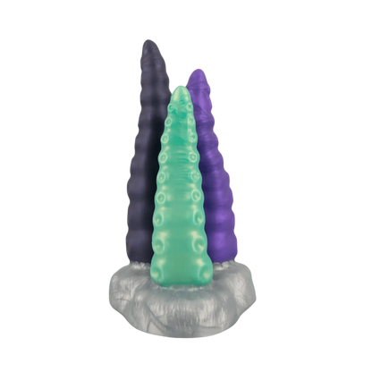 Le gode Dragonfly par Mythical Mates est un sextoy haut de gamme en silicone aux reliefs détaillés pour un plaisir intense. Son socle stable permet une utilisation mains-libres. Commandez-le dès maintenant chez Oh My God'Z pour une immersion totale.