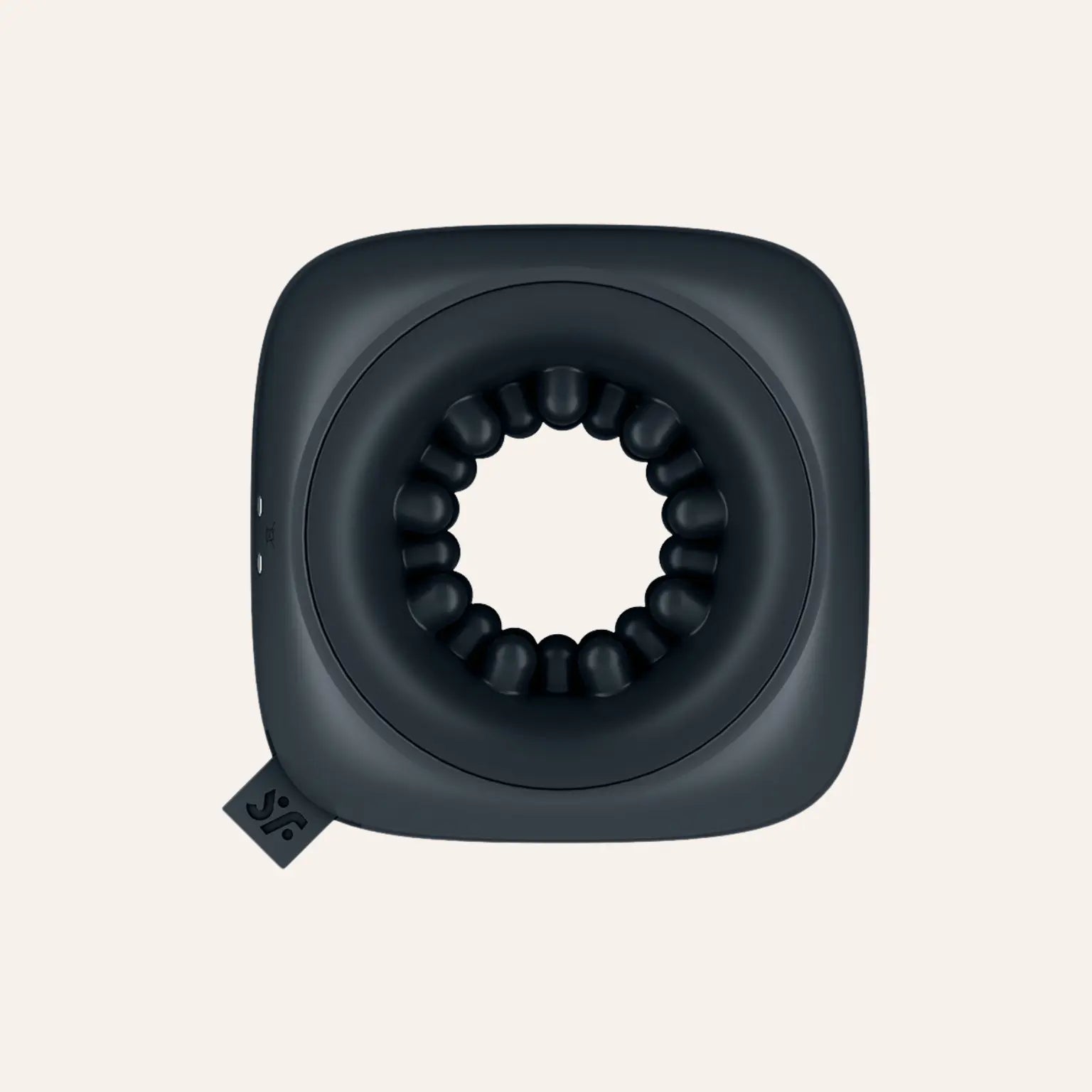 Vue frontale du Ring Stroker, un masturbateur compact et ergonomique en silicone doux. À retrouver dans la collection haut de gamme de Oh My God'Z.