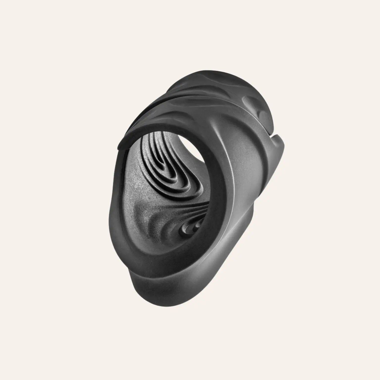 Masturbateur vibrant Blue Junker vu en perspective, conçu en silicone noir souple avec reliefs internes pour maximiser la stimulation. Sextoy masculin haut de gamme en vente sur Oh My God'Z.