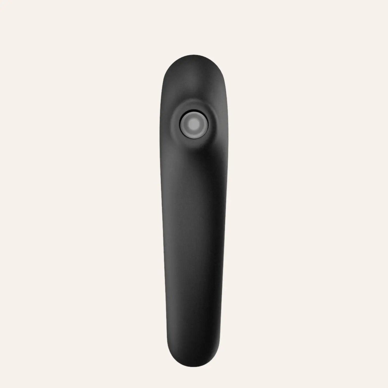 Vue frontale du stimulateur Dual Kiss de Satisfyer, illustrant la tête de stimulation sans contact conçue pour les zones érogènes externes – un must-have parmi les sextoys luxueux sur Oh My God'Z.