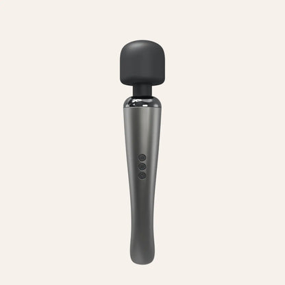 Stimulateur Megawand Silver de Dorcel vu de face, sextoy haut de gamme au design élégant, idéal pour une stimulation externe intense, disponible sur la boutique Oh My God'Z.