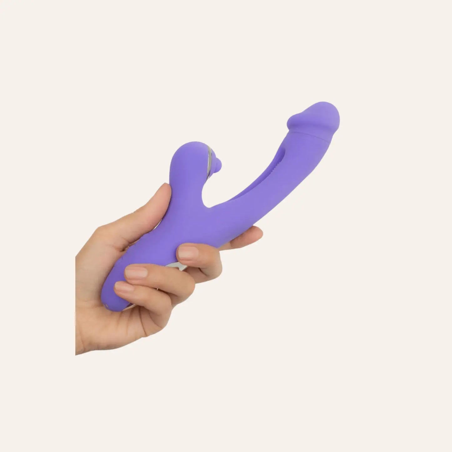 Vibromasseur "Tess" avec double stimulation clitoridienne et vaginale, ergonomique et flexible pour un maximum de plaisir. Disponible chez Oh My God'Z.