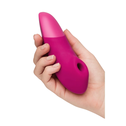 Utilisation du stimulateur Womanizer Enhance rose – sextoy ergonomique et haut de gamme pour des plaisirs intimes profonds, disponible chez Oh My God'Z.