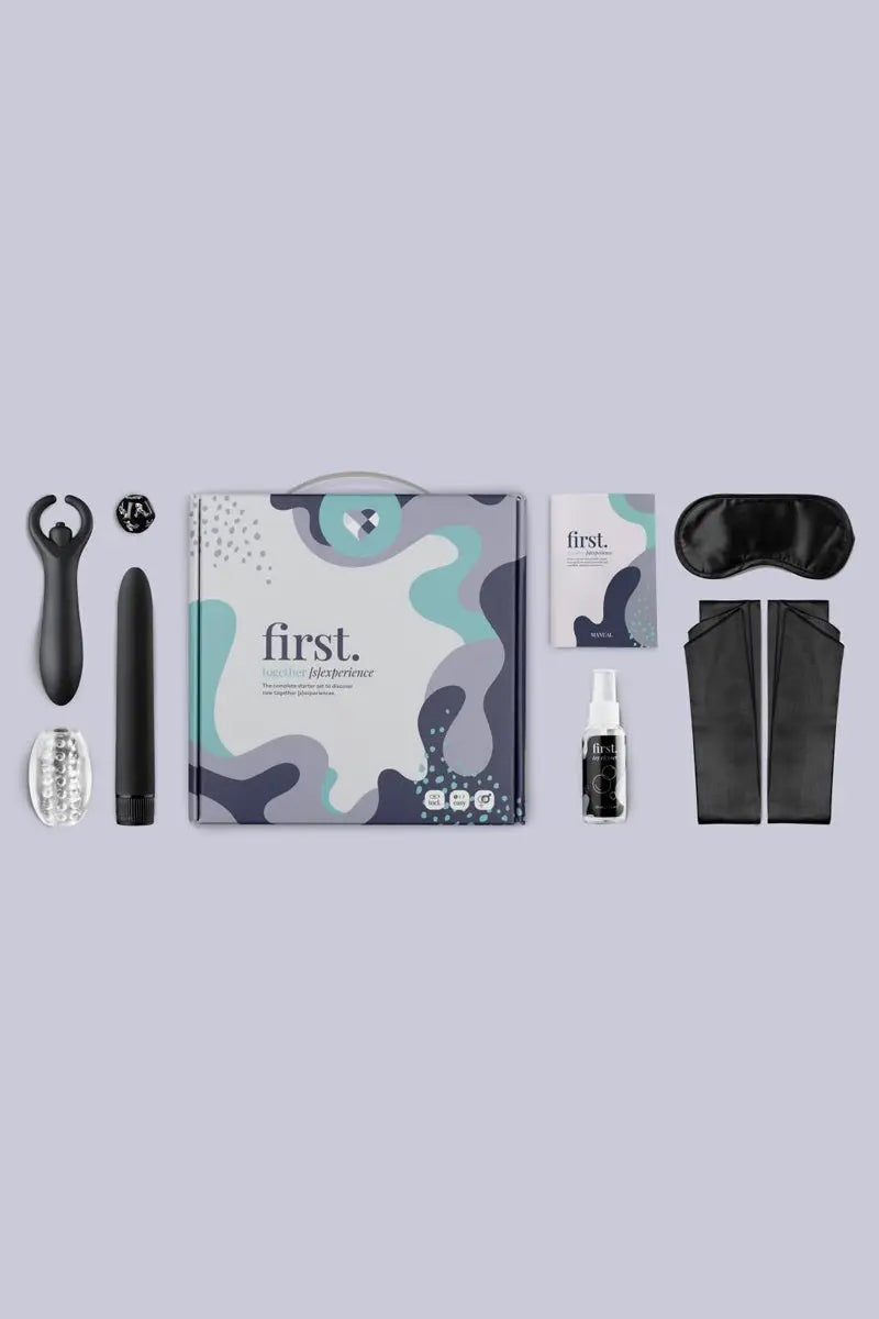 Oh My God'Z - Coffret couple First together experience - Loveboxxx - sextoys - vibromasseur - bandeau - spray nettoyant 