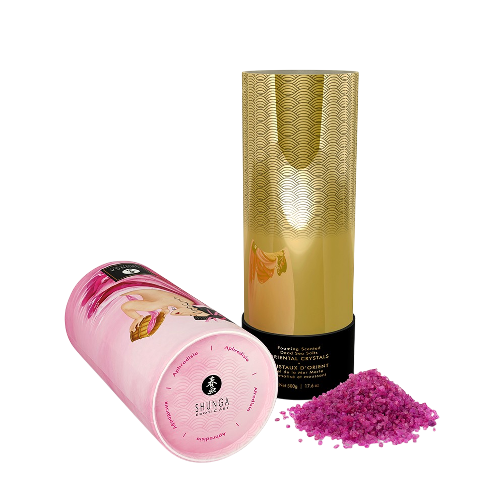 Boite doree et tube rose de sels moussants Aphrodisia Shunga ouverts avec tas de cristaux fuchsia - Oh My God'Z