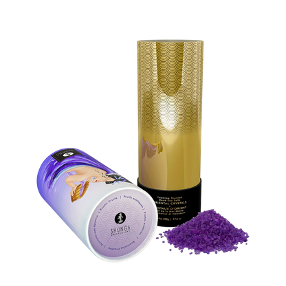 Boite cylindrique Shunga couchee et etui dore, cristaux de bain violets parfumes fruits exotiques - Oh My God'Z