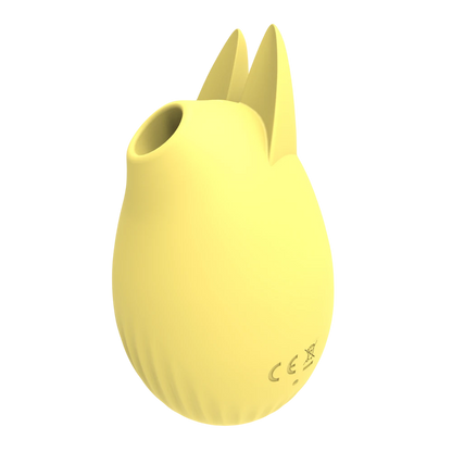 Stimulateur clitoridien Bunny USB jaune en silicone avec oreilles, vue de trois quarts - Oh My God'Z